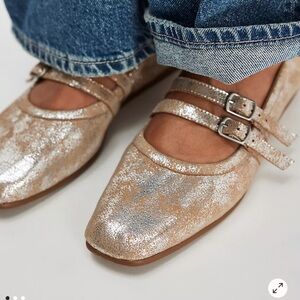 NWB Free People Champagne Gemini Flats- Size 7